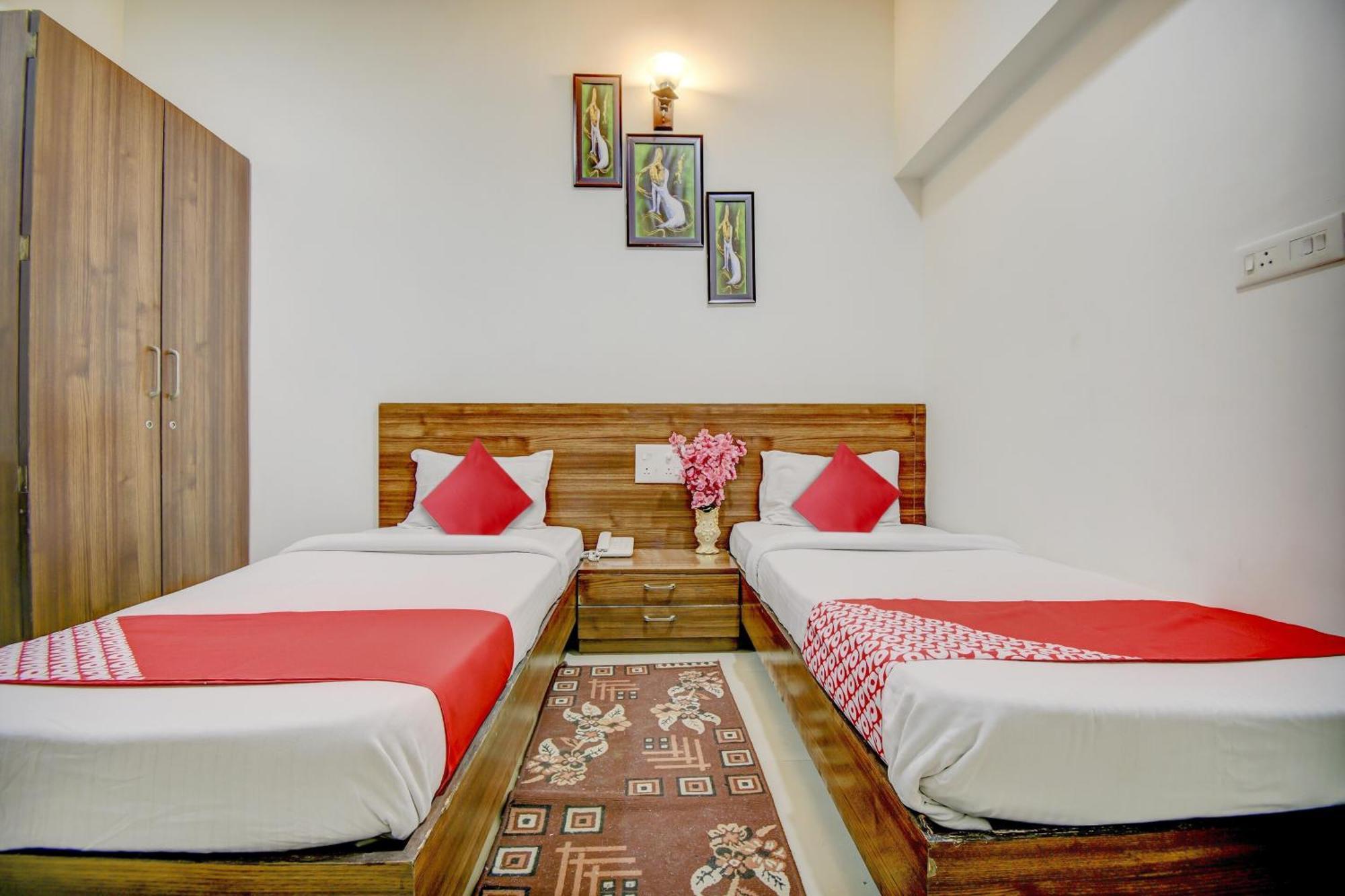 Hotel O Plus Corporate One Khapa  Exterior photo
